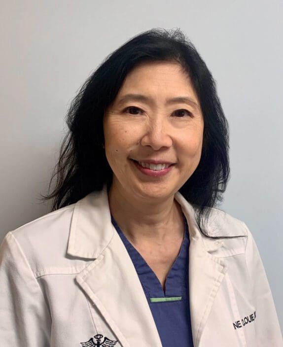 Dr. Lynne D. Louie, O.D. at Winston eye clinic, specializing in LASIK and other eye procedures