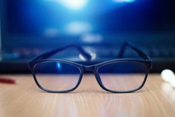 Blue Light - how harmful is it? - Milwaukee Eye Care