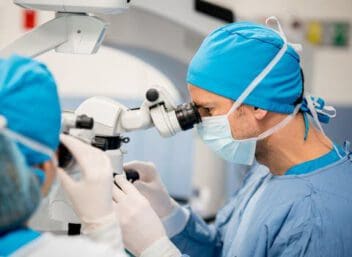 Detached Retina, Optometrist in Chicago, Illinois