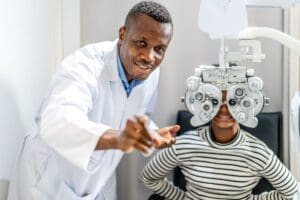 types of eye care professionals